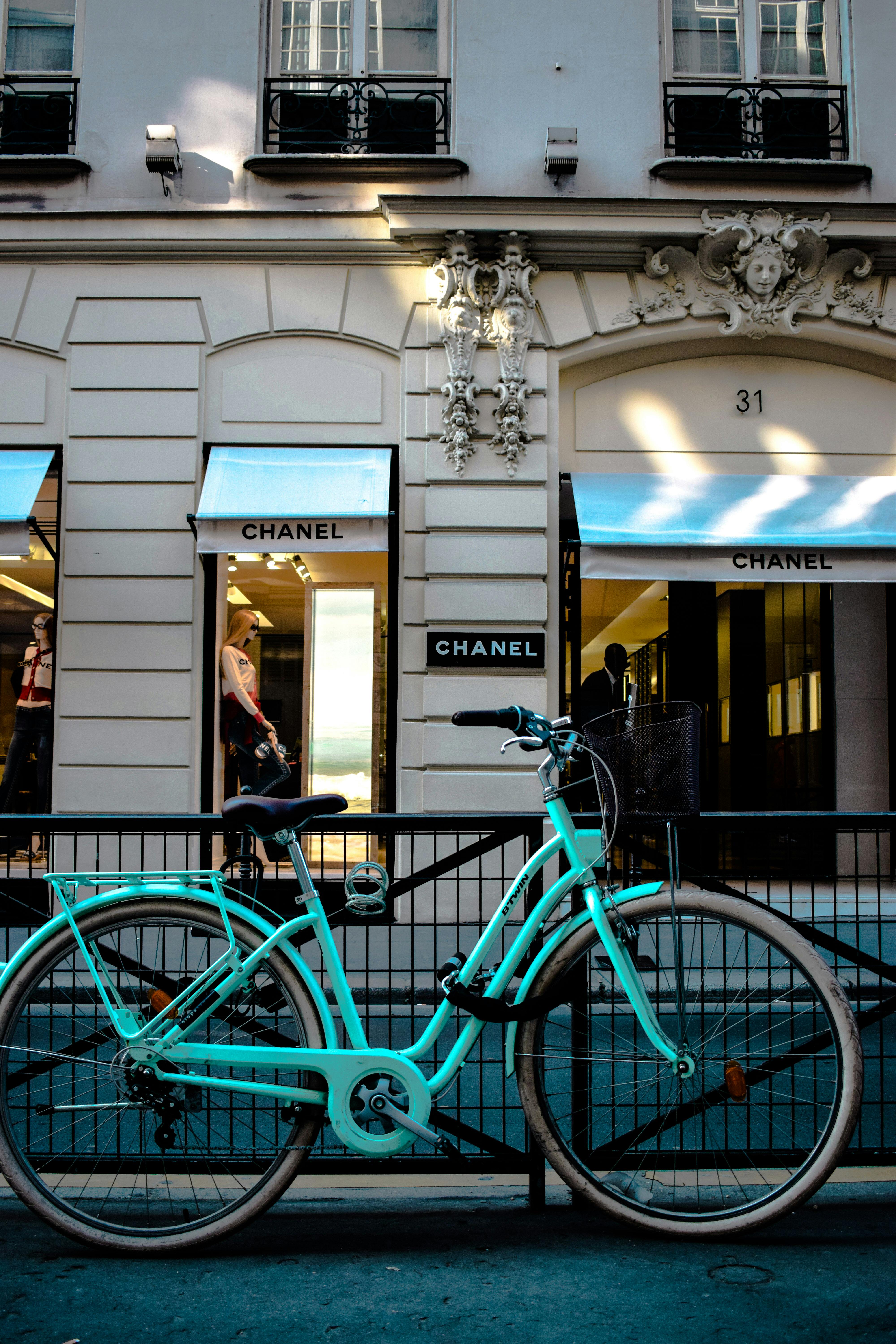 Luxury boutiques along Avenue Montaigne in Paris